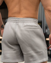 Load image into Gallery viewer, Seeker Short - Fog
